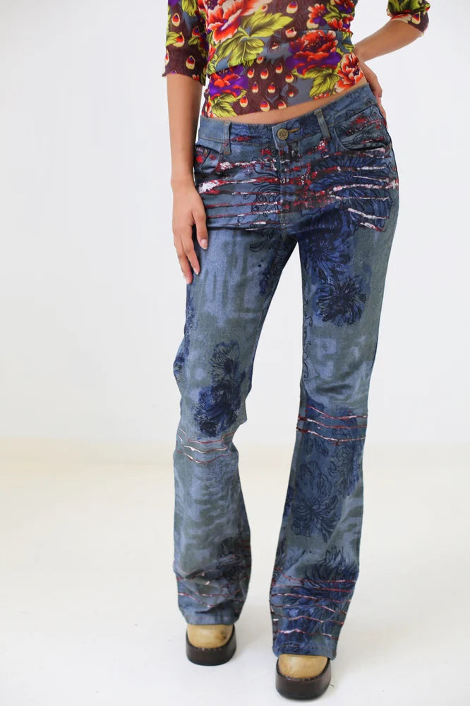 GRAPHIC JEANS